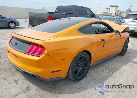 2018 Ford Mustang Ecoboost z USA, uszkodzony, nr VIN 1FA6P8TH1J5113908